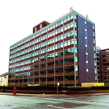 Modern One Bedroom Apartment Near Old Trafford Stadium Manchester Eksteriør bilde