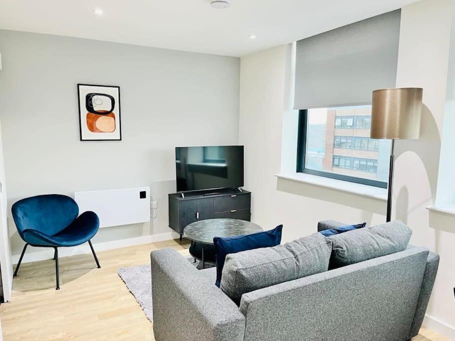 Modern One Bedroom Apartment Near Old Trafford Stadium Manchester Eksteriør bilde